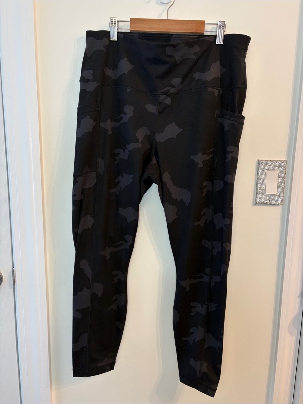 Yogalicious Lux camo leggings plus size